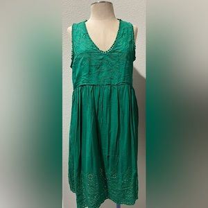 Knox Rose Green Summer Dress Size M V-Neck Knee Length NWOT